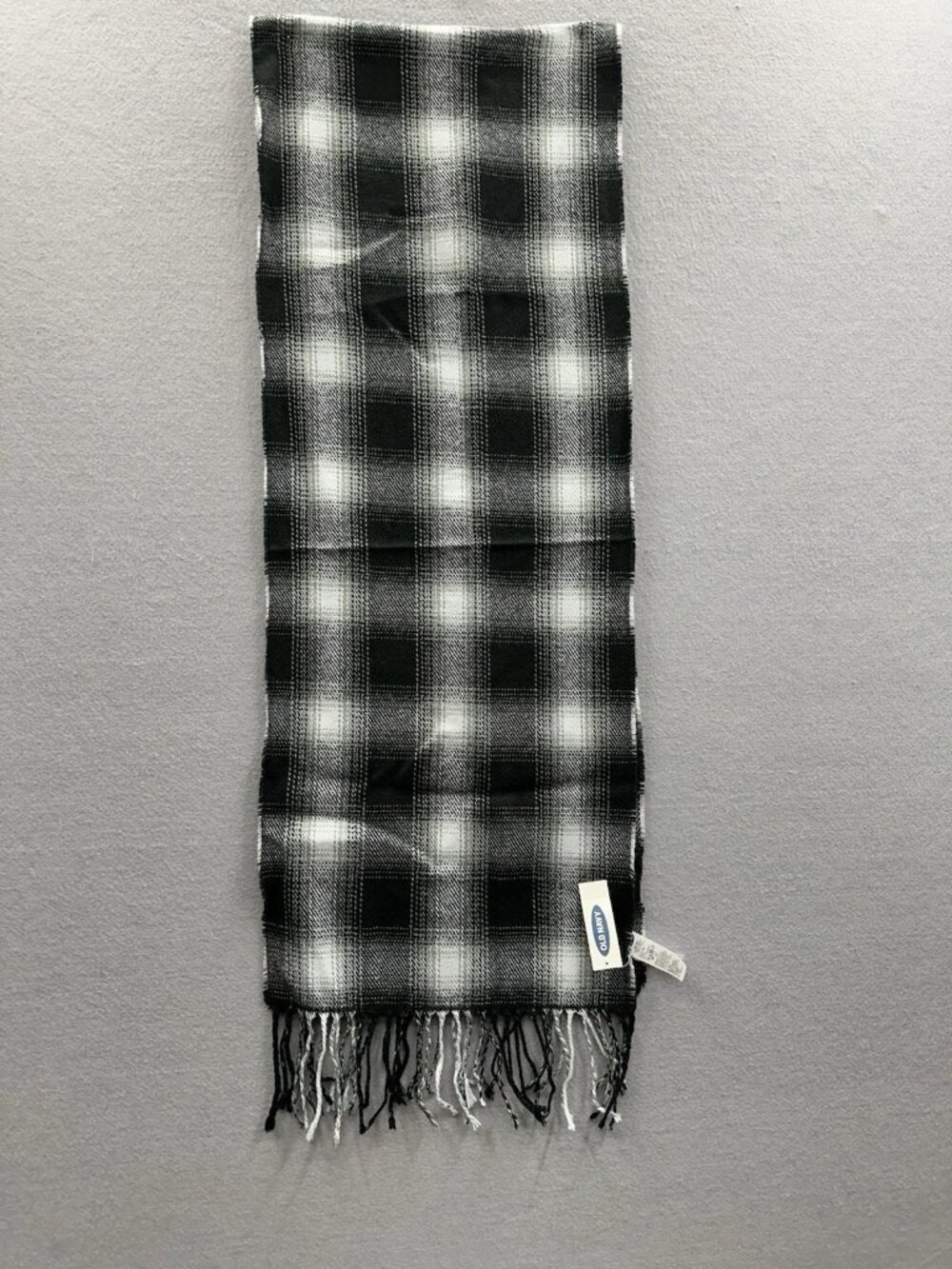 NWT Old Navy Black & White Plaid Patterned Scarf One size